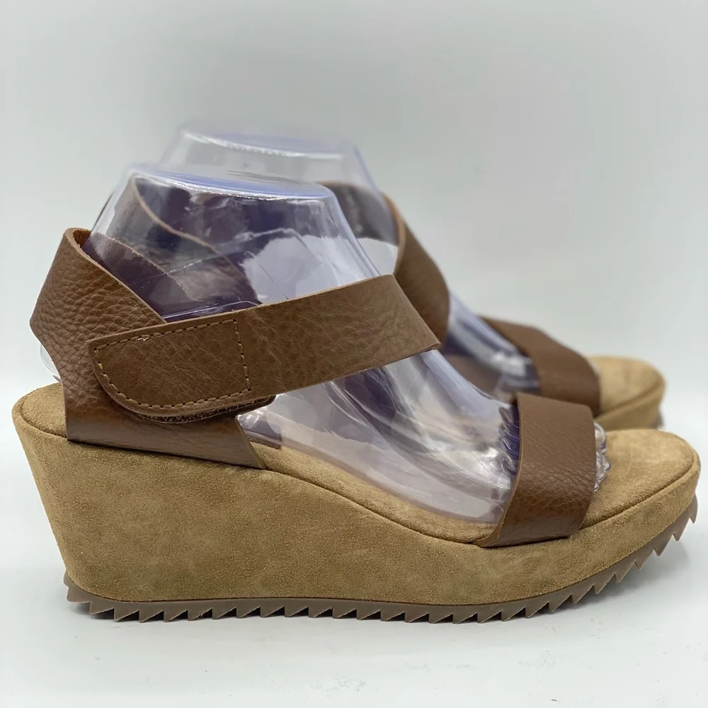 Pedro Garcia Brown‎ Wedge Sandals size 10
